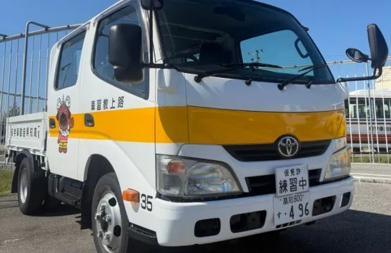 準中型AT免許 教習車